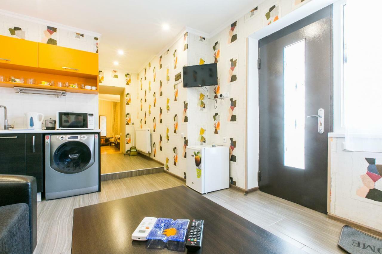 Garry Apartment Tbilisi ภายนอก รูปภาพ